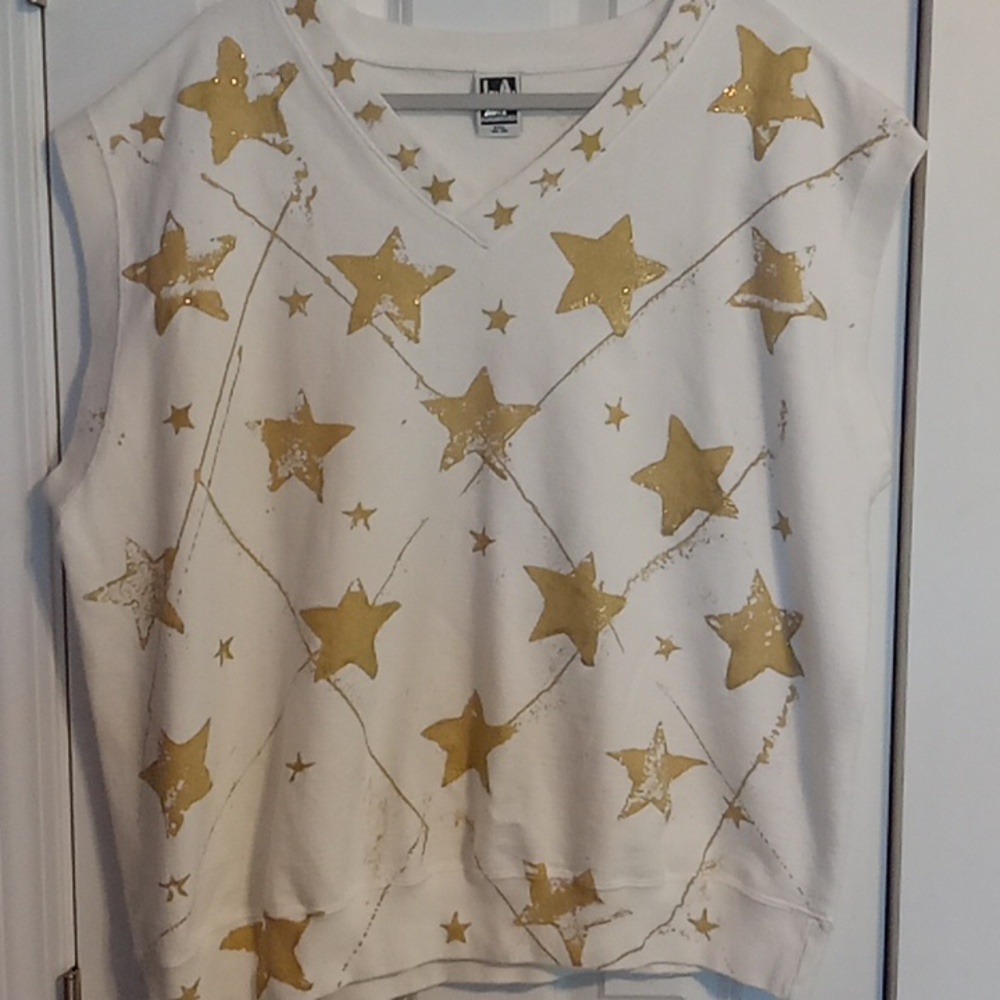 Men's White And Gold Star Patterned Sweater Vest - Picture 2 of 7
